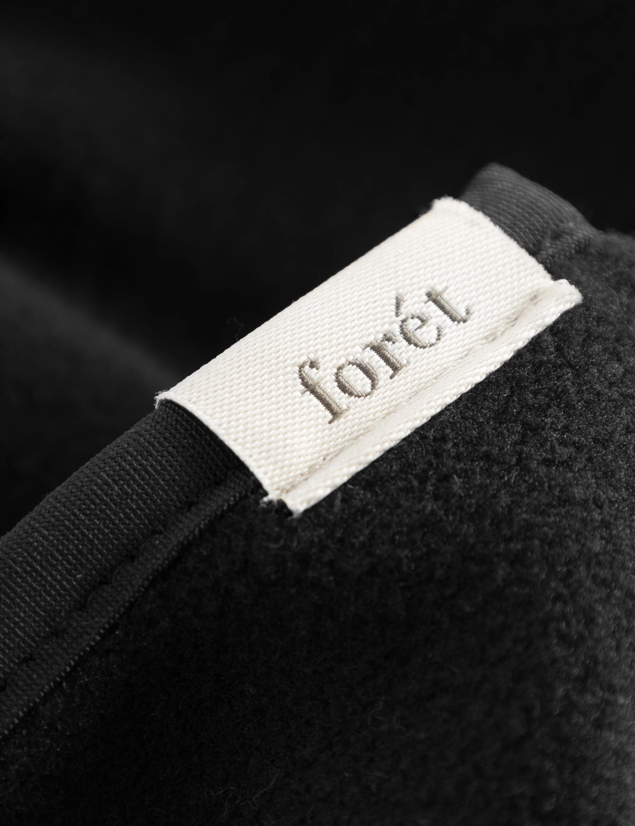 SNOWY FLEECE GLOVES - BLACK - Image 2